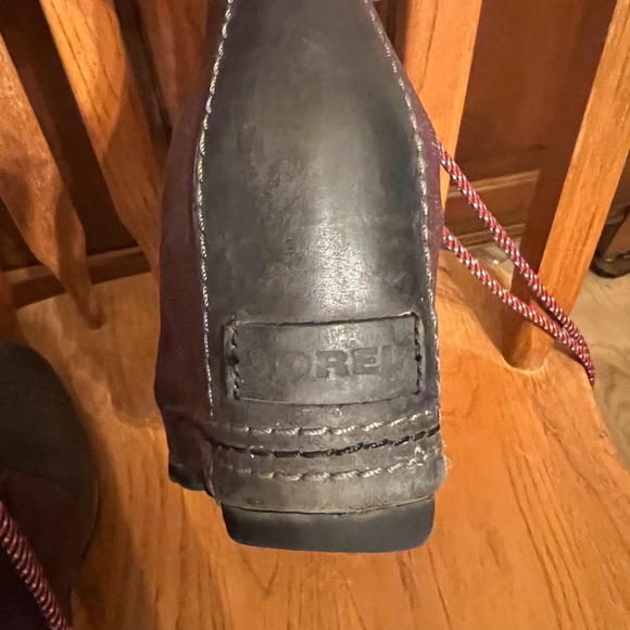 Sorel Joan of Arctic Black and Purple Leather Lace Up Wedge Booties - Picture 6 of 10